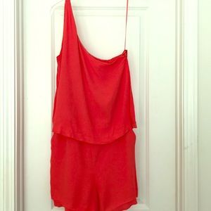 1State Coral 1 shoulder Romper